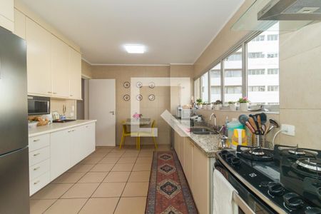 Apartamento à venda com 267m², 3 quartos e 2 vagas Apartamento à venda com 267m², 3 quartos e 2 vagasCozinha