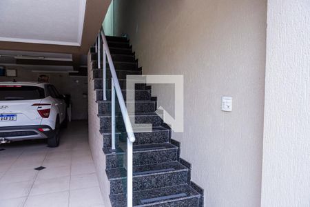 Casa à venda com 180m², 3 quartos e 5 vagas Casa à venda com 180m², 3 quartos e 5 vagasGaragem