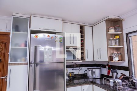 Casa à venda com 180m², 3 quartos e 5 vagas Casa à venda com 180m², 3 quartos e 5 vagasCozinha