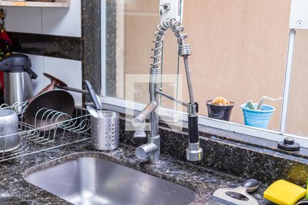 Casa à venda com 180m², 3 quartos e 5 vagas Casa à venda com 180m², 3 quartos e 5 vagasCozinha