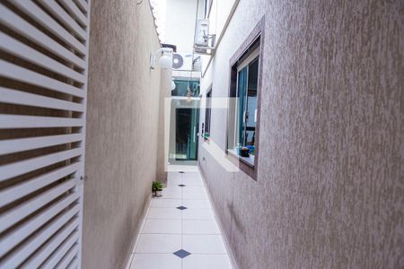 Casa à venda com 180m², 3 quartos e 5 vagas Casa à venda com 180m², 3 quartos e 5 vagascorredor lateral