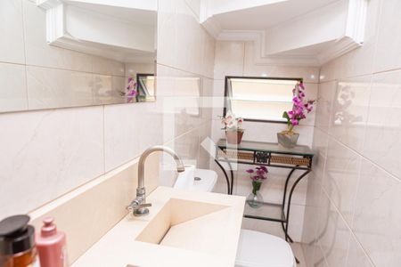 Casa à venda com 180m², 3 quartos e 5 vagas Casa à venda com 180m², 3 quartos e 5 vagasLavabo