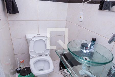 Casa à venda com 180m², 3 quartos e 5 vagas Casa à venda com 180m², 3 quartos e 5 vagasBanheiro do Quarto 2