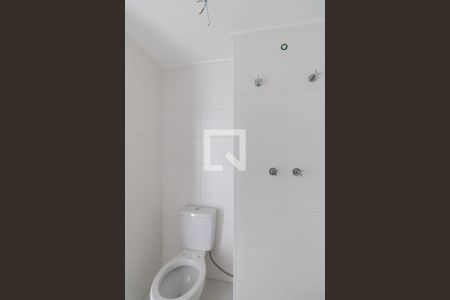 Apartamento à venda com 68m², 2 quartos e 1 vaga Apartamento à venda com 68m², 2 quartos e 1 vagaBanheiro