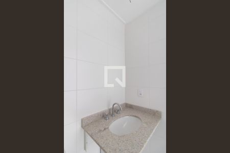 Apartamento à venda com 68m², 2 quartos e 1 vaga Apartamento à venda com 68m², 2 quartos e 1 vagaBanheiro da Suite