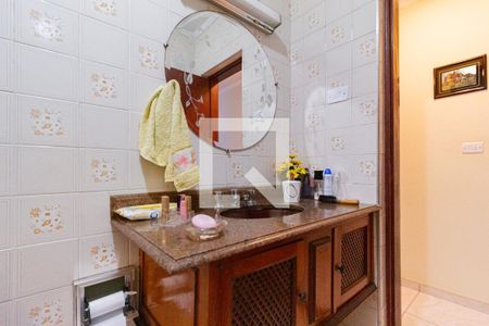 Casa à venda com 197m², 3 quartos e 1 vagaBanheiro 2