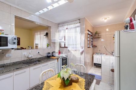 Casa à venda com 197m², 3 quartos e 1 vagaCozinha e área de serviço