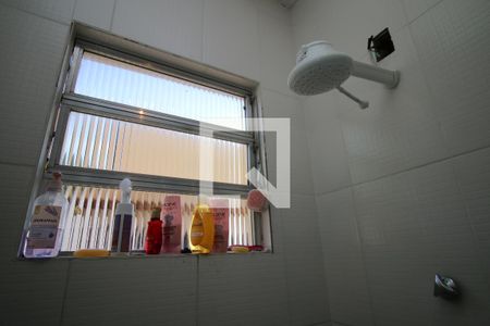 Casa à venda com 150m², 2 quartos e sem vagaBanheiro Social