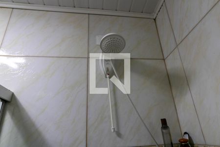 Casa à venda com 60m², 2 quartos e 1 vaga Casa à venda com 60m², 2 quartos e 1 vagaBanheiro