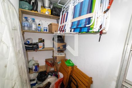 Casa à venda com 60m², 2 quartos e 1 vaga Casa à venda com 60m², 2 quartos e 1 vagaDepósito