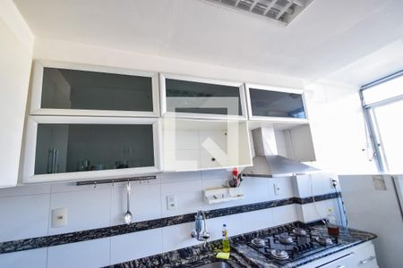 Apartamento à venda com 210m², 2 quartos e 1 vaga Apartamento à venda com 210m², 2 quartos e 1 vagaCozinha - Armários