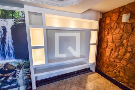 Apartamento à venda com 210m², 2 quartos e 1 vaga Apartamento à venda com 210m², 2 quartos e 1 vagaAntessala (2º Andar)