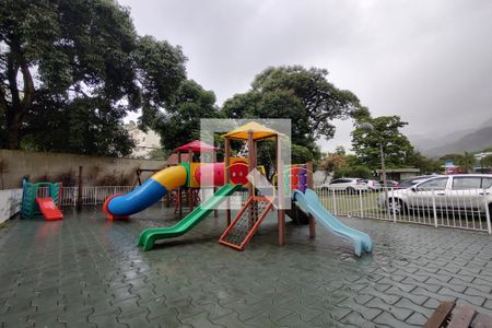 Apartamento para alugar com 146m², 3 quartos e 2 vagas Apartamento para alugar com 146m², 3 quartos e 2 vagasÁrea comum - Playground