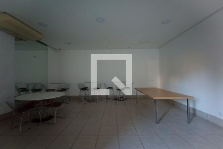 Apartamento para alugar com 146m², 3 quartos e 2 vagas Apartamento para alugar com 146m², 3 quartos e 2 vagasÁrea comum - Salão de festas