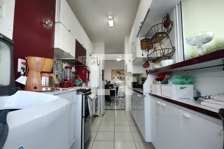 Apartamento para alugar com 146m², 3 quartos e 2 vagas Apartamento para alugar com 146m², 3 quartos e 2 vagasCozinha - Armários