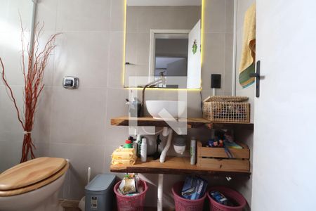 Apartamento à venda com 67m², 2 quartos e sem vagaBanheiro