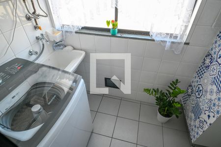 Apartamento à venda com 74m², 3 quartos e 1 vagaÁrea de Serviço