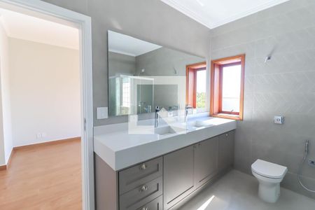 Casa de condomínio à venda com 370m², 4 quartos e 3 vagas Casa de condomínio à venda com 370m², 4 quartos e 3 vagasSuíte 2