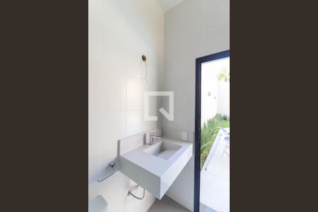 Casa de condomínio à venda com 370m², 4 quartos e 3 vagas Casa de condomínio à venda com 370m², 4 quartos e 3 vagasBanheiro