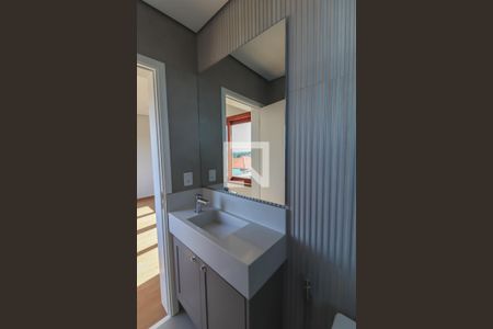 Casa de condomínio à venda com 370m², 4 quartos e 3 vagas Casa de condomínio à venda com 370m², 4 quartos e 3 vagasSuíte