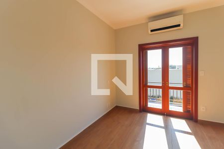 Casa de condomínio à venda com 370m², 4 quartos e 3 vagas Casa de condomínio à venda com 370m², 4 quartos e 3 vagasSuíte 2