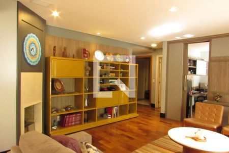 Apartamento à venda com 180m², 3 quartos e 3 vagasSala