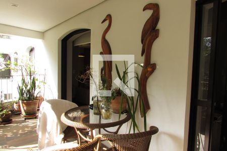 Apartamento à venda com 180m², 3 quartos e 3 vagasVaranda