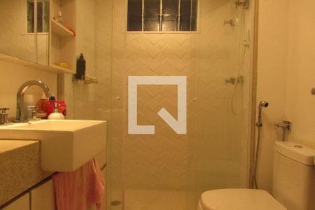 Apartamento à venda com 180m², 3 quartos e 3 vagasBanheiro social