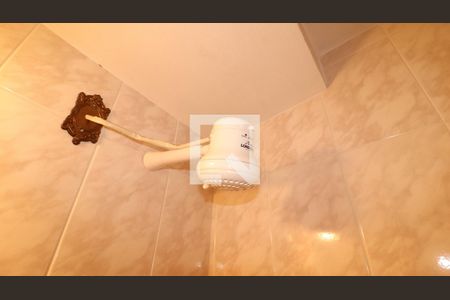 Casa à venda com 200m², 4 quartos e 4 vagasBanheiro 2