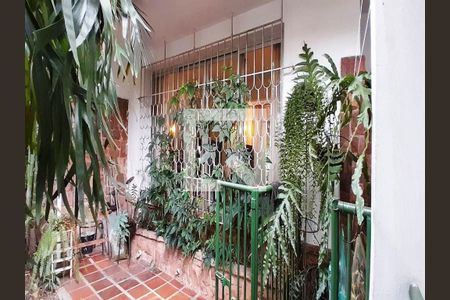 Casa à venda com 250m², 4 quartos e 2 vagas