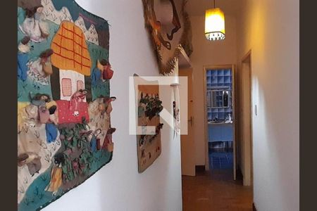 Casa à venda com 250m², 4 quartos e 2 vagas