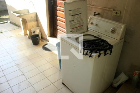 Casa à venda com 175m², 3 quartos e 2 vagasLavanderia