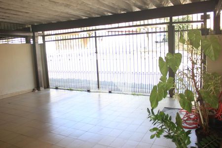 Casa à venda com 175m², 3 quartos e 2 vagasGaragem