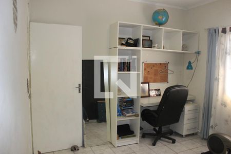 Casa à venda com 175m², 3 quartos e 2 vagasQuarto 2