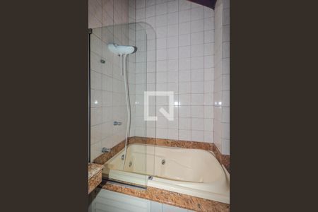 Apartamento à venda com 152m², 2 quartos e 2 vagas Apartamento à venda com 152m², 2 quartos e 2 vagasBanheiro da cobertura