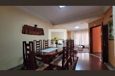 Casa à venda com 271m², 3 quartos e 5 vagasSala de Jantar