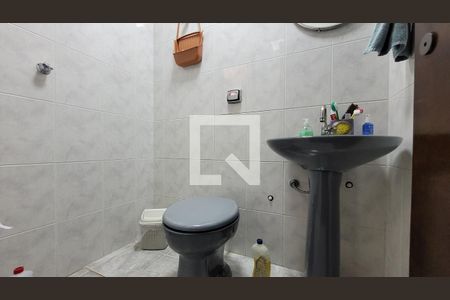 Casa à venda com 271m², 3 quartos e 5 vagasBanheiro 1