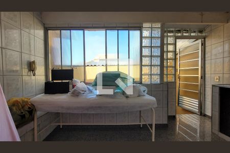 Casa à venda com 271m², 3 quartos e 5 vagasQuarto de Serviço