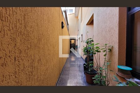 Casa à venda com 271m², 3 quartos e 5 vagasCorredor