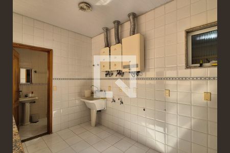 Casa à venda com 650m², 3 quartos e 10 vagasÁrea de Serviço