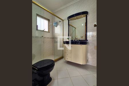 Casa à venda com 650m², 3 quartos e 10 vagasBanheiro da Suíte 3