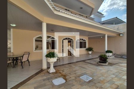 Casa à venda com 650m², 3 quartos e 10 vagasVaranda