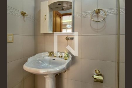 Casa à venda com 650m², 3 quartos e 10 vagasBanheiro 2