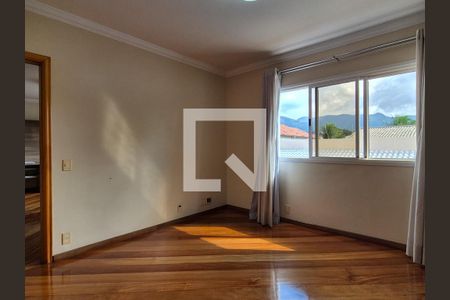 Casa à venda com 650m², 3 quartos e 10 vagasSuíte 3