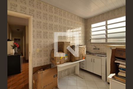 Casa à venda com 650m², 3 quartos e 10 vagasCozinha (anexo)