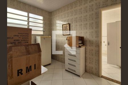 Casa à venda com 650m², 3 quartos e 10 vagasCozinha (anexo)