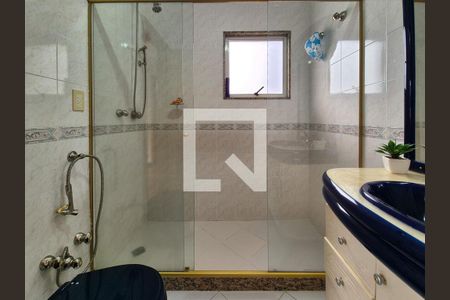 Casa à venda com 650m², 3 quartos e 10 vagasBanheiro da Suíte 3