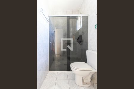 Casa à venda com 266m², 3 quartos e 6 vagas Casa à venda com 266m², 3 quartos e 6 vagasBanheiro Social 1