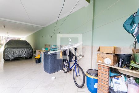 Casa à venda com 300m², 3 quartos e 8 vagas Casa à venda com 300m², 3 quartos e 8 vagasGaragem