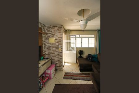 Sala de casa para alugar com 4 quartos, 114m² em Vila Margarida, São Paulo